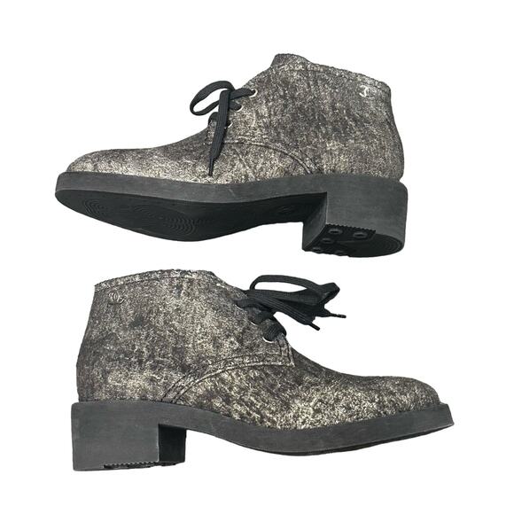 New in Box Chanel Lace Up Dark Grey Suede Calfskin Ankle Boots Womens 38 / US 7